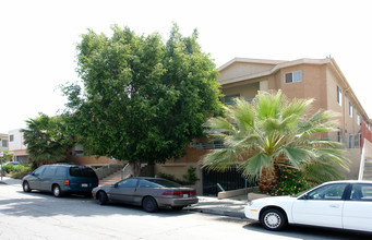 240 E Santa Anita Ave in Burbank, CA - Building Photo - Building Photo