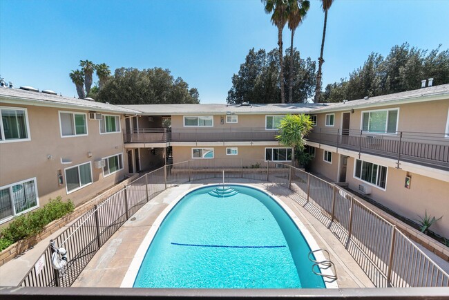 Waldorf Apartments- Riverside, CA in Riverside, CA - Building Photo - Building Photo