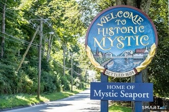 6 School St in Stonington, CT - Building Photo - Building Photo