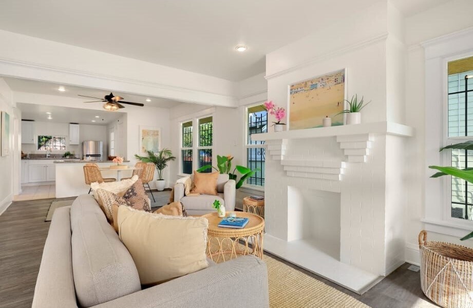 5001 S Wilton Pl in Los Angeles, CA - Building Photo