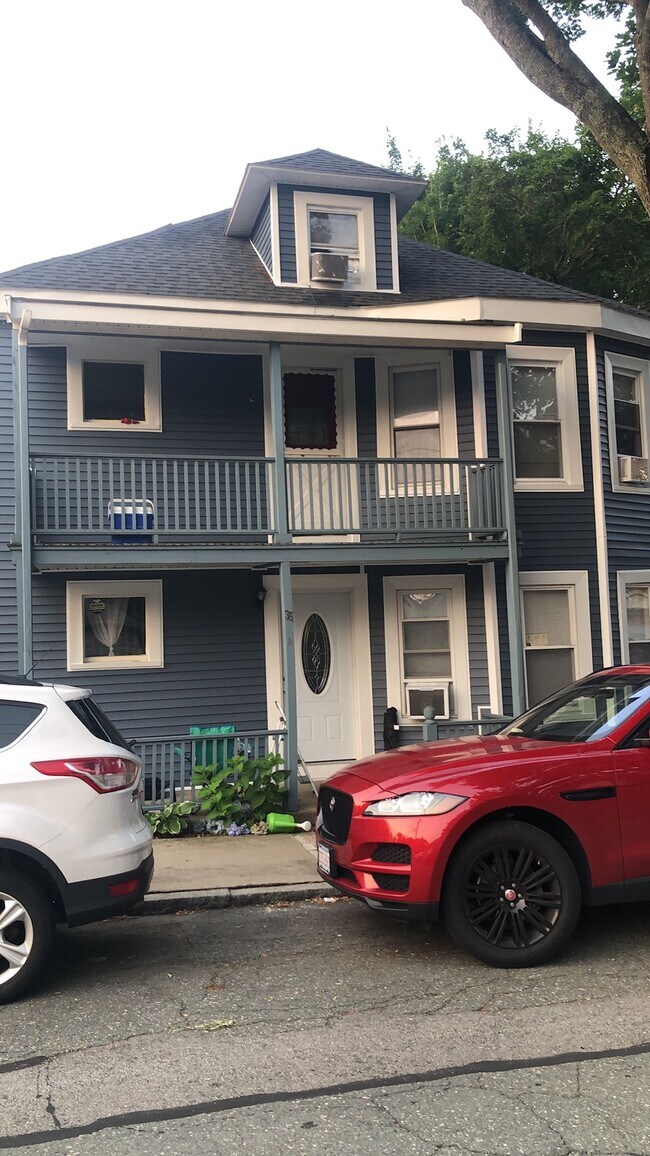 35 Mason St Rentals in Beverly, MA