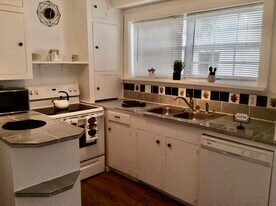 1212 1st St S, Unit 2 in Jacksonville Beach, FL - Building Photo