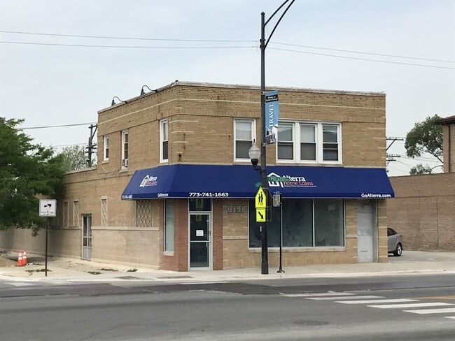 property at 6158 S Pulaski Rd