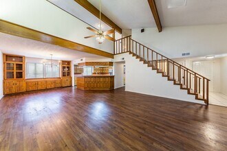 8501 Fathom Cir in Austin, TX - Building Photo - Building Photo