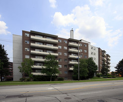 2313 Islington Ave Apartments