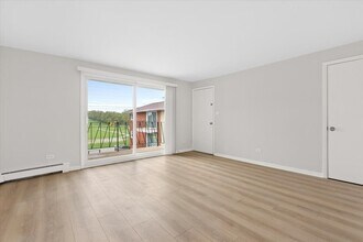 14121 S Stewart Ave in Riverdale, IL - Building Photo - Building Photo