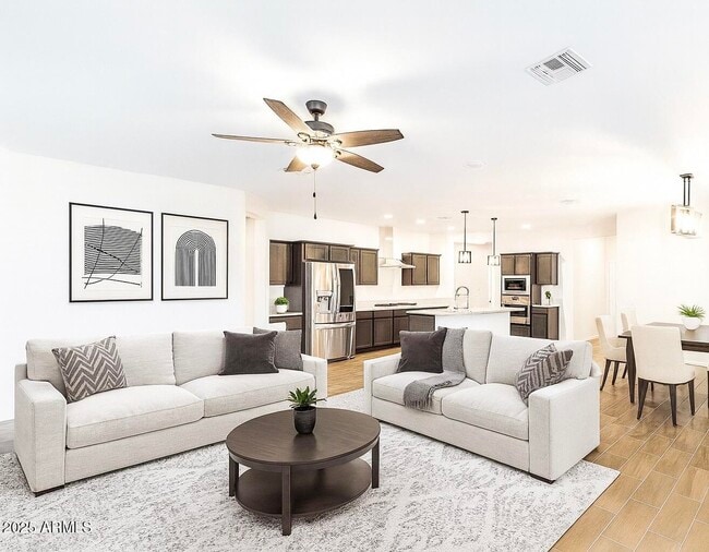 17296 W Molly Ln in Surprise, AZ - Building Photo - Building Photo