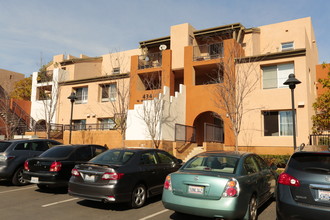 Paseo del Oro in San Marcos, CA - Building Photo - Building Photo