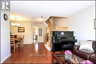 92 Bridgeport Dr in Toronto, ON - Building Photo - Building Photo