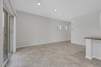 1123 Bobby Basin Ave in Henderson, NV - Building Photo - Building Photo