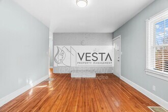 18 Canterbury Rd in Asheville, NC - Building Photo - Building Photo