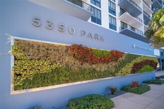 5350 NW 84th Ave, Unit 1514 in Doral, FL - Building Photo - Building Photo