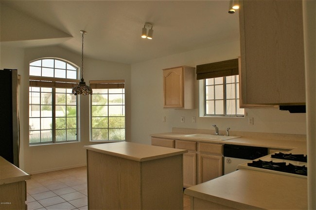 6119 E Sierra Morena St in Mesa, AZ - Building Photo - Building Photo