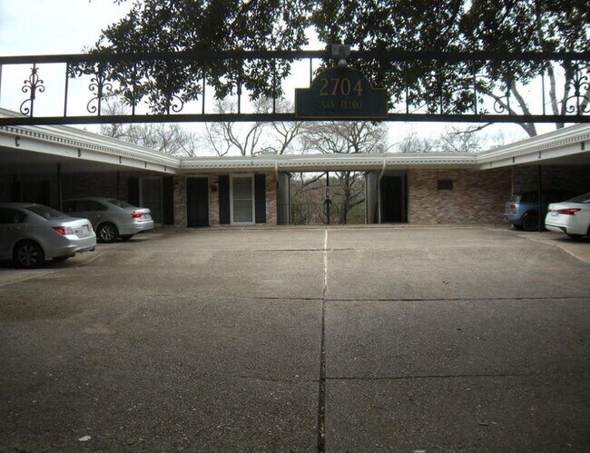 2704 San Pedro St in Austin, TX - Building Photo - Building Photo