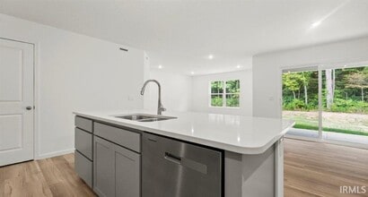 9405 Tolleston Trl in New Haven, IN - Building Photo - Building Photo