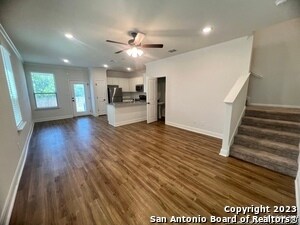 10335 Lynwood Crk in San Antonio, TX - Building Photo
