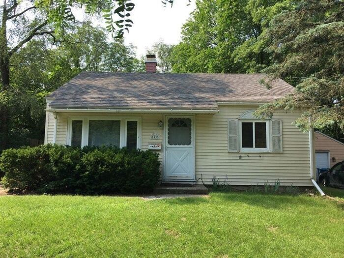 1433 W North St in Kalamazoo, MI - Building Photo