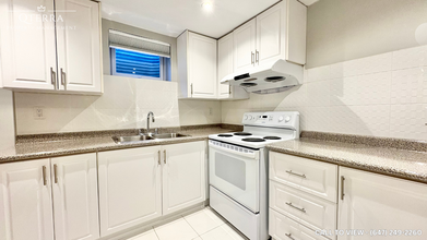 2-328 Williamson Dr W in Ajax, ON - Building Photo - Building Photo