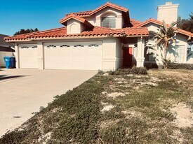 4996 Wildwood Dr in Oceanside, CA - Building Photo