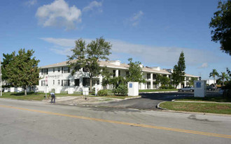 2500 Harn Blvd Apartments