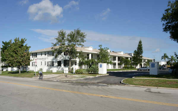 Morningside East II in Clearwater, FL - Foto de edificio