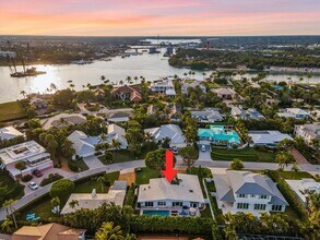 181 Beacon Ln in Jupiter, FL - Foto de edificio - Building Photo