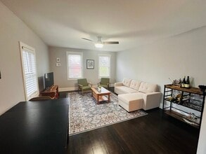 8133 Laramie Ave in Skokie, IL - Building Photo - Building Photo