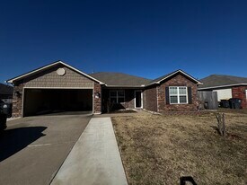 14724 S Fern Pl in Glenpool, OK - Building Photo