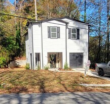 380 Glendale Rd in Scottdale, GA - Building Photo