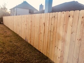 2510 Carriage Ln in Stafford, TX - Building Photo - Building Photo