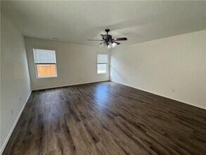 1299 Canyon Gate Dr in Siloam Springs, AR - Building Photo - Building Photo