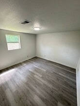 7809 Lotus Ln in Shreveport, LA - Building Photo - Building Photo