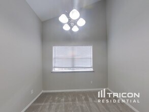 6906 Falling Waters Dr in Spring, TX - Building Photo - Building Photo