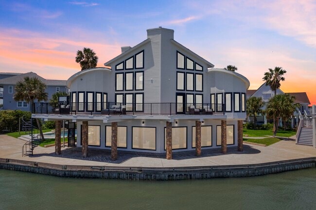 property at 102 Lanai St