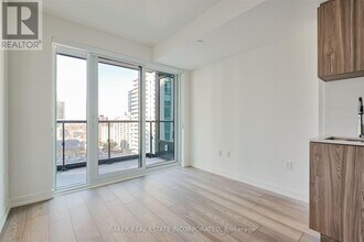 223-1223 Redpath Ave in Toronto, ON - Building Photo - Building Photo