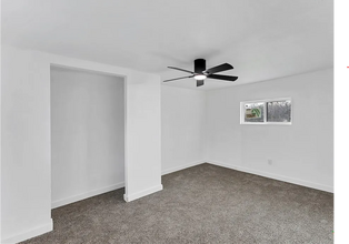 414 Ellis St in Seguin, TX - Building Photo - Building Photo