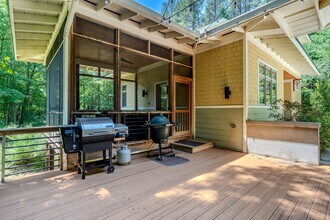 817 Oasis Dr in Chapel Hill, NC - Building Photo - Building Photo