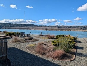 14864 Channel Dr in La Conner, WA - Building Photo - Building Photo