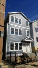 1528 W Superior St-Unit -2R in Chicago, IL - Building Photo - Building Photo