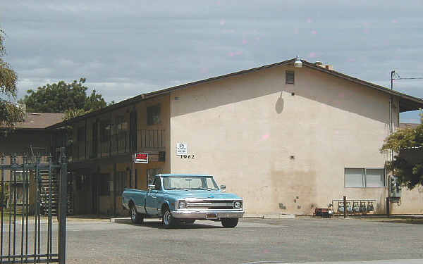 1962 Edwards Ave in Merced, CA - Building Photo - Building Photo