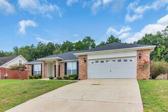 539 Tikell Dr in Crestview, FL - Building Photo - Building Photo