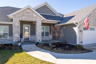 4914 Glide Cv in Columbia, MO - Building Photo - Building Photo