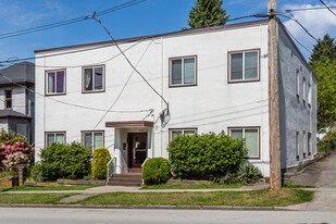 1007 6th Ave in New Westminster, BC - Building Photo