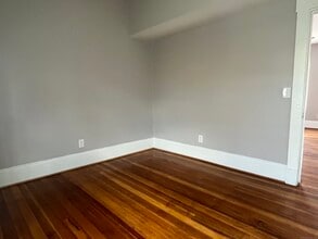 101 Riverview Ave in New London, CT - Building Photo - Building Photo