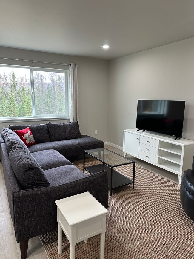 2251 Ridgewood Dr in Wasilla, AK - Building Photo - Building Photo