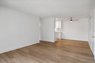 Terre at 1019 Peach in El Cajon, CA - Building Photo - Building Photo