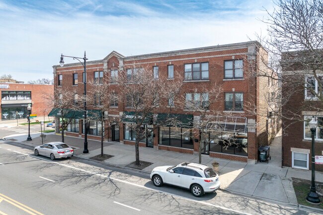 4333-4339 W Irving Park Rd in Chicago, IL - Building Photo - Building Photo