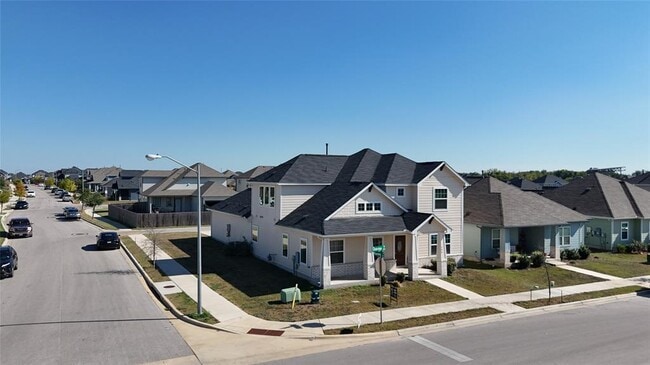 200 Oldbridge Dr in Hutto, TX - Building Photo - Building Photo