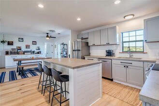 631 Harmon Hills Cove in Dripping Springs, TX - Building Photo - Building Photo