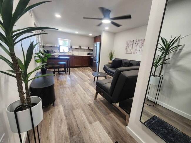 1428 Gulf to Bay Blvd in Clearwater, FL - Building Photo - Building Photo